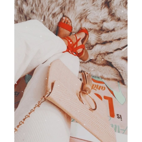 🚨//The Rosalia// red lace up sandal - Picture 3 of 8